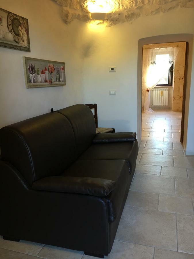 Il Trullo Di Giulietta Bed & Breakfast Impalata Luaran gambar