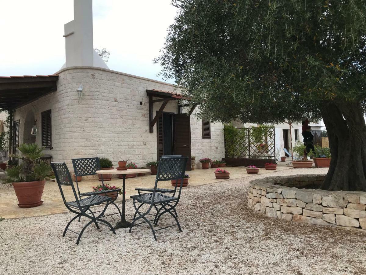 Il Trullo Di Giulietta Bed & Breakfast Impalata Luaran gambar